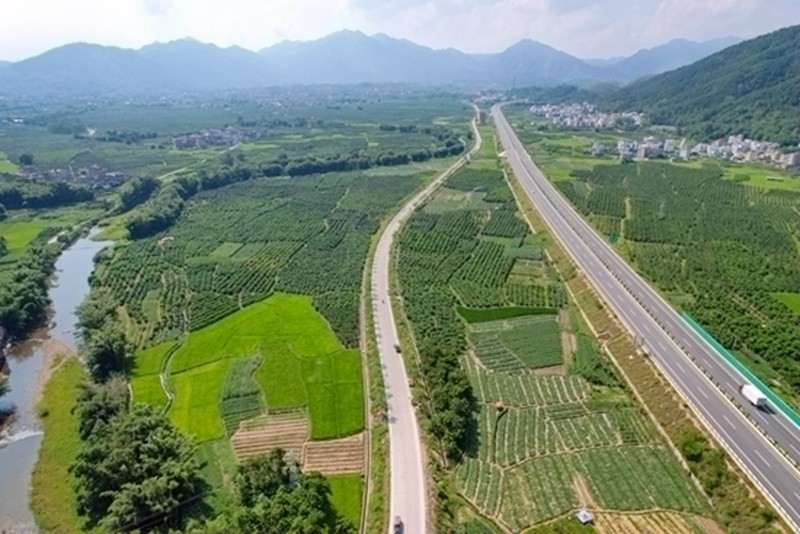 S204蒙山至金田公路正式投入试运营