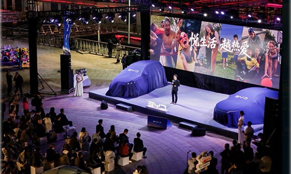 王朝焕新，邕城启幕！比亚迪2026款秦·宋家族携“王炸”实力登陆南宁