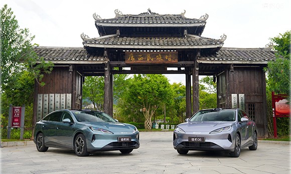 2027款海豹06南宁上市品鉴会：10万级B级家轿，真实体验如何？
