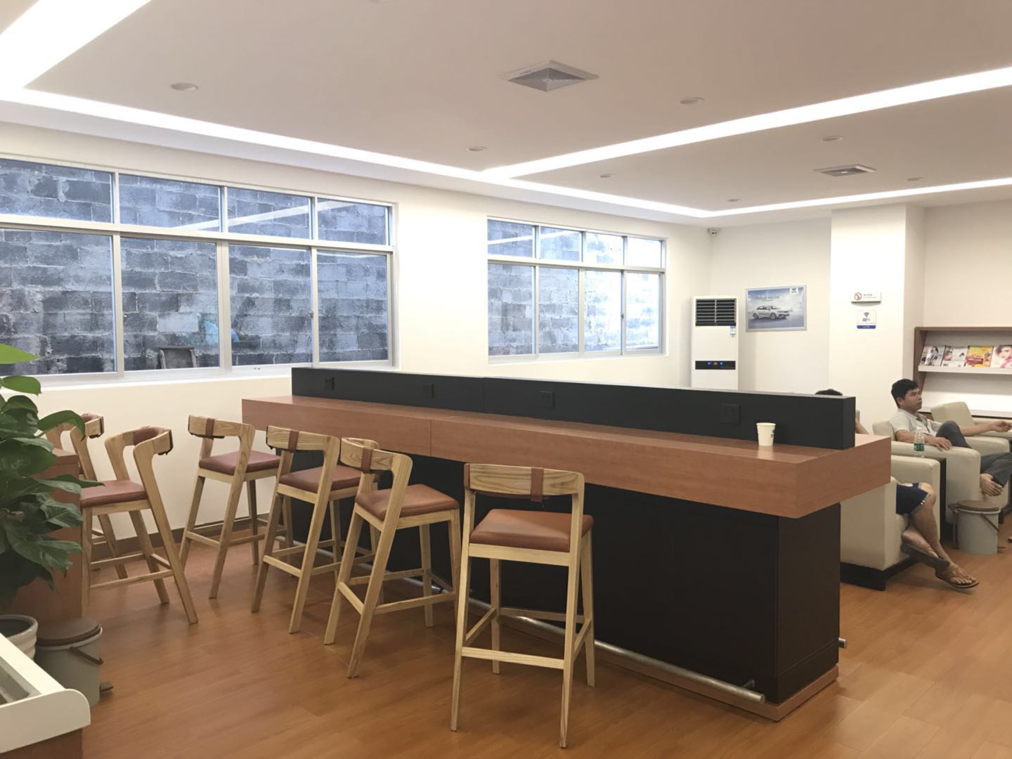 启辰玉林广利4S店