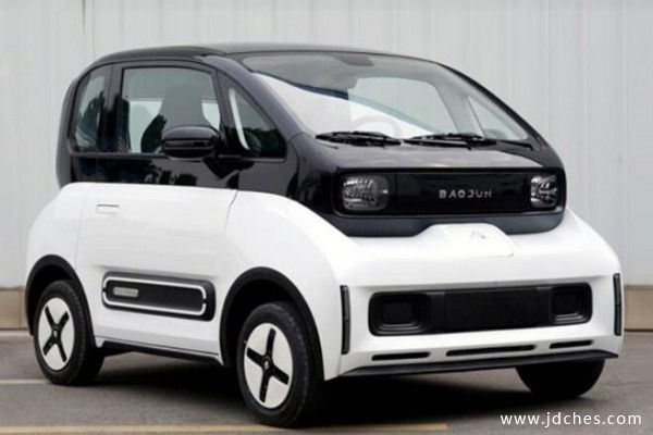 创造出行新生活  新宝骏E300首发亮相会