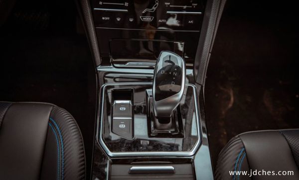 网友试驾“东风启辰D60EV”纯电家用轿车体验总结