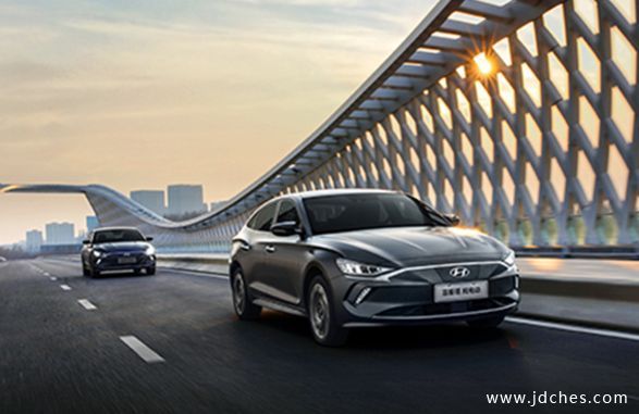 北京现代菲斯塔纯电动正式上市 售17.38万-19.88万元