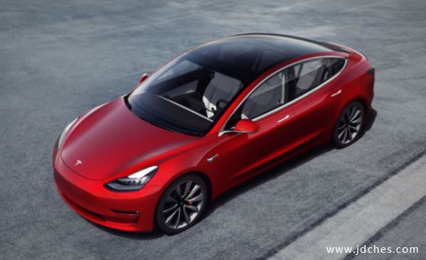 特斯拉Model 3两款国产车型上市 补贴后售33.905万起