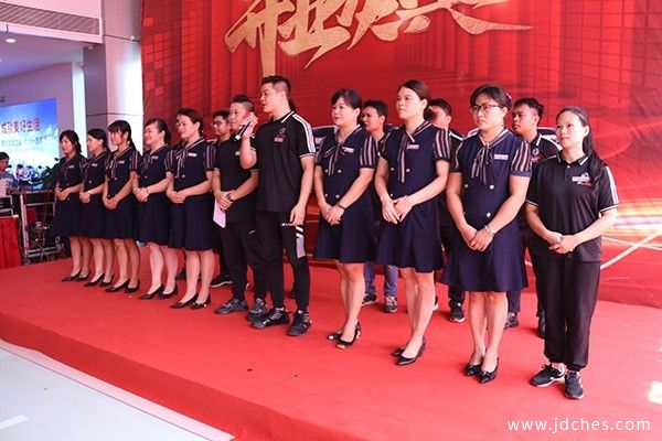 东风风行广西智迈清川旗舰店盛大开业