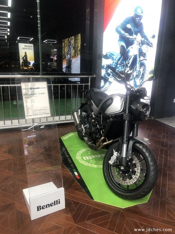 百年品牌“贝纳利”南宁旗舰店开业仪式及幼狮800新车发布