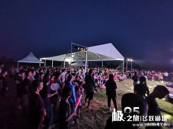 领克05“极·之旅 飞跃邕境”南宁站，引领潮流，闪耀光环之夜