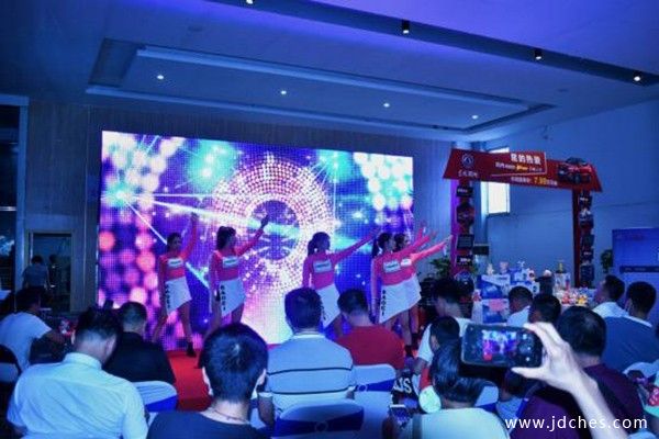 星的热爱▪超级都市SUV风光580红星版南宁站闪耀来袭
