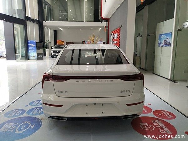 全新奔腾B70南宁新车到店 订车1元抵1000用！