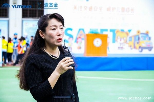 务实公益情系南宁学童，宇通&壹基金公益行动火热开营