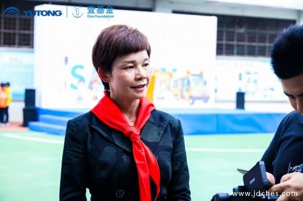 务实公益情系南宁学童，宇通&壹基金公益行动火热开营
