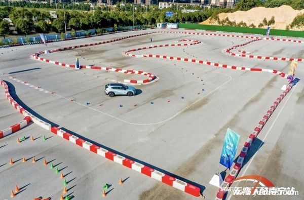 劈弯挑战赛，问你来不来！影酷开启全国百城上市—南宁站