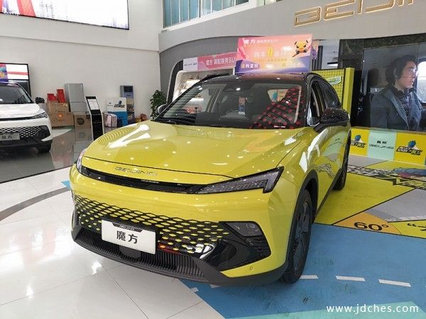华为鸿蒙车机系统  北汽魔方强势快人一步