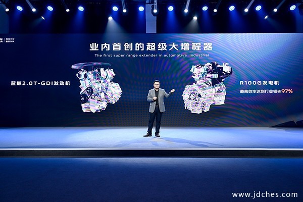 长安猎手上市啦！13.99万元即可享受全新皮卡驾驶体验