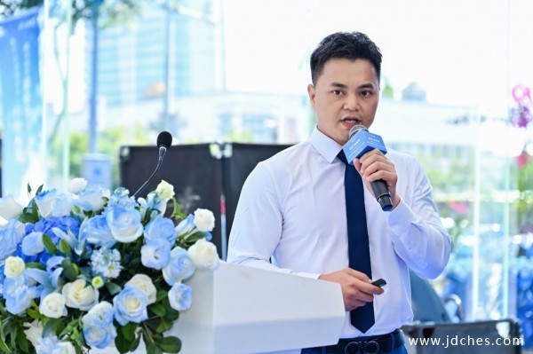 你好，新势界！南宁润悦腾势中心盛大开业，共鉴豪华新高度