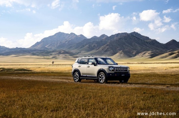 捷途山海T1四驱版即将上市，三电机真四驱开启旅行全场景