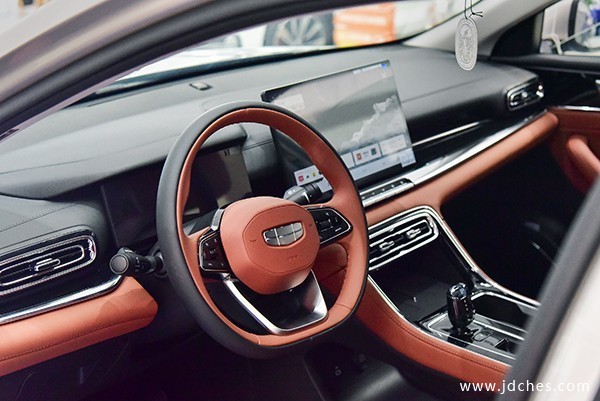 第5代帝豪南宁上市！10万级家轿靠这四点圈粉