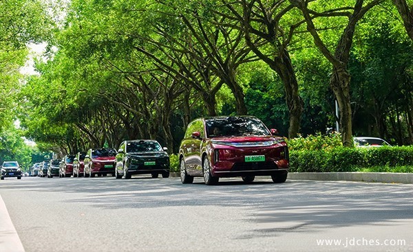 试驾比亚迪大唐EV:敢兜底才是真安全,全尺寸旗舰SUV实开 试驾比亚迪大唐EV:敢兜底才是真安全,全尺寸旗舰SUV实开