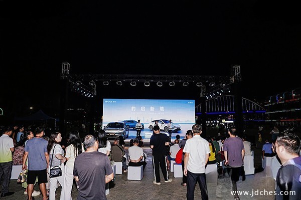 2027款海豹06南宁上市品鉴会:10万级B级家轿,真实体验如何? 2027款海豹06南宁上市品鉴会:10万级B级家轿,真实体验如何?